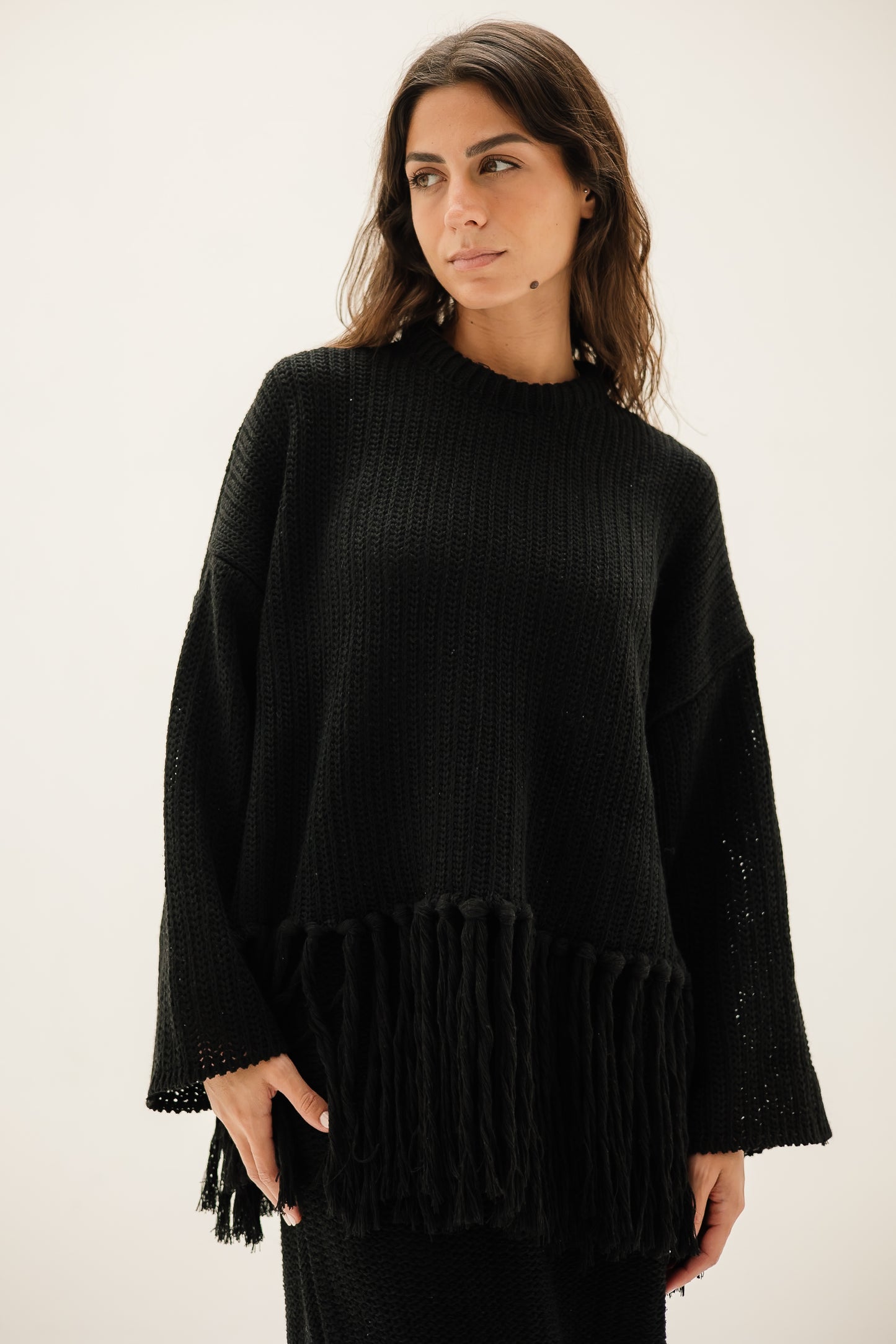 Tassel Flow set in Black