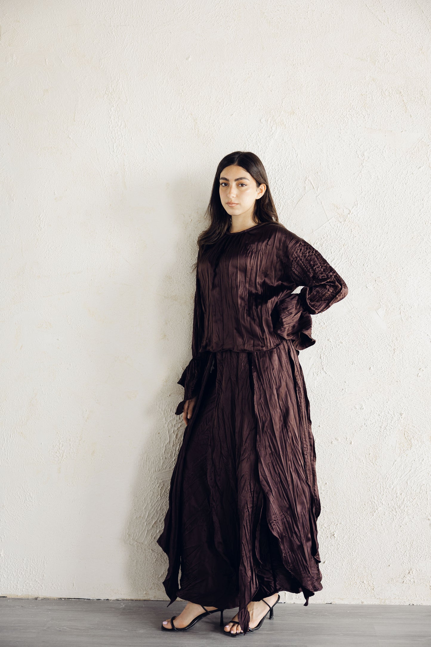Satin plisse set in Burgundy