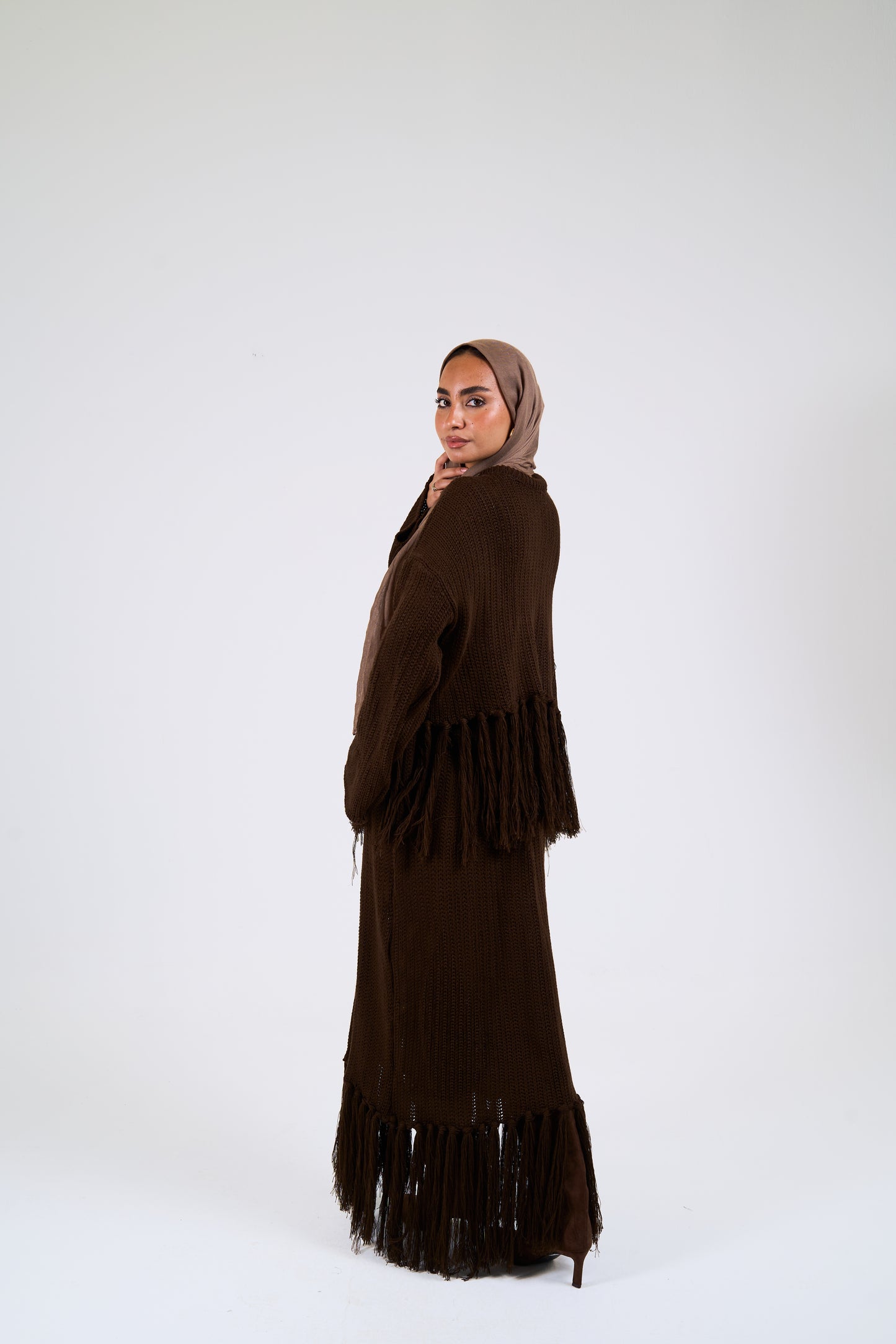 Tassel Flow set in brown