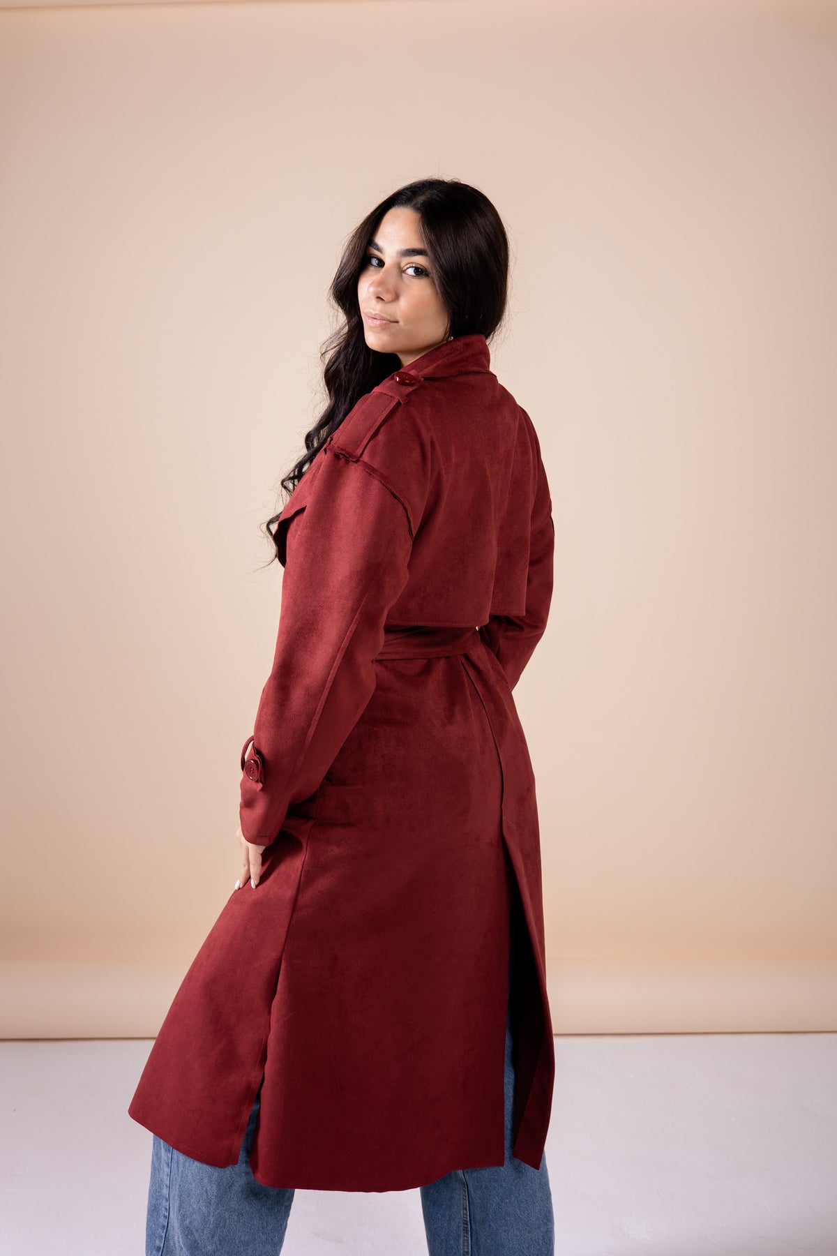 Suede manteau in maroon