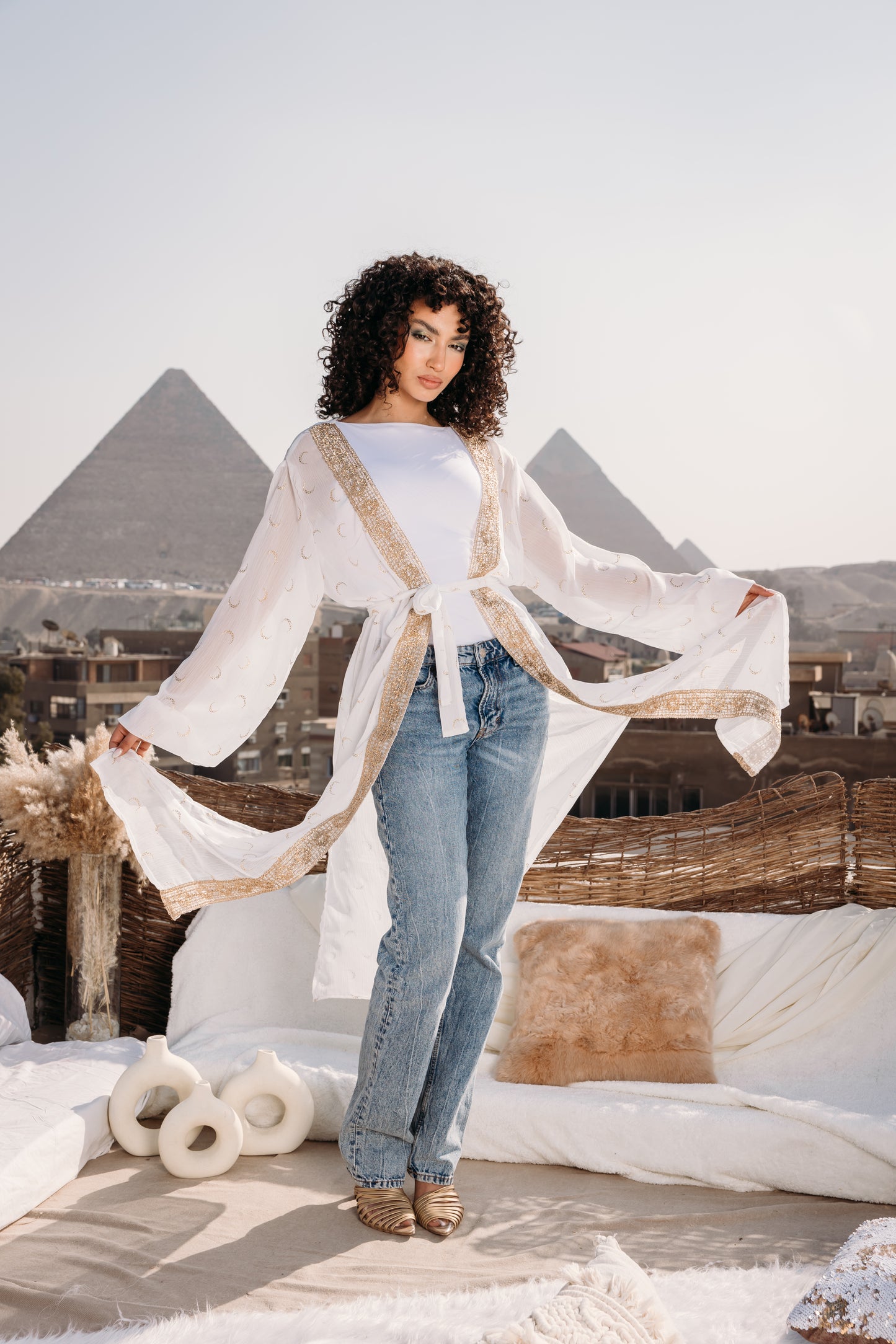 The crescent kaftan in white
