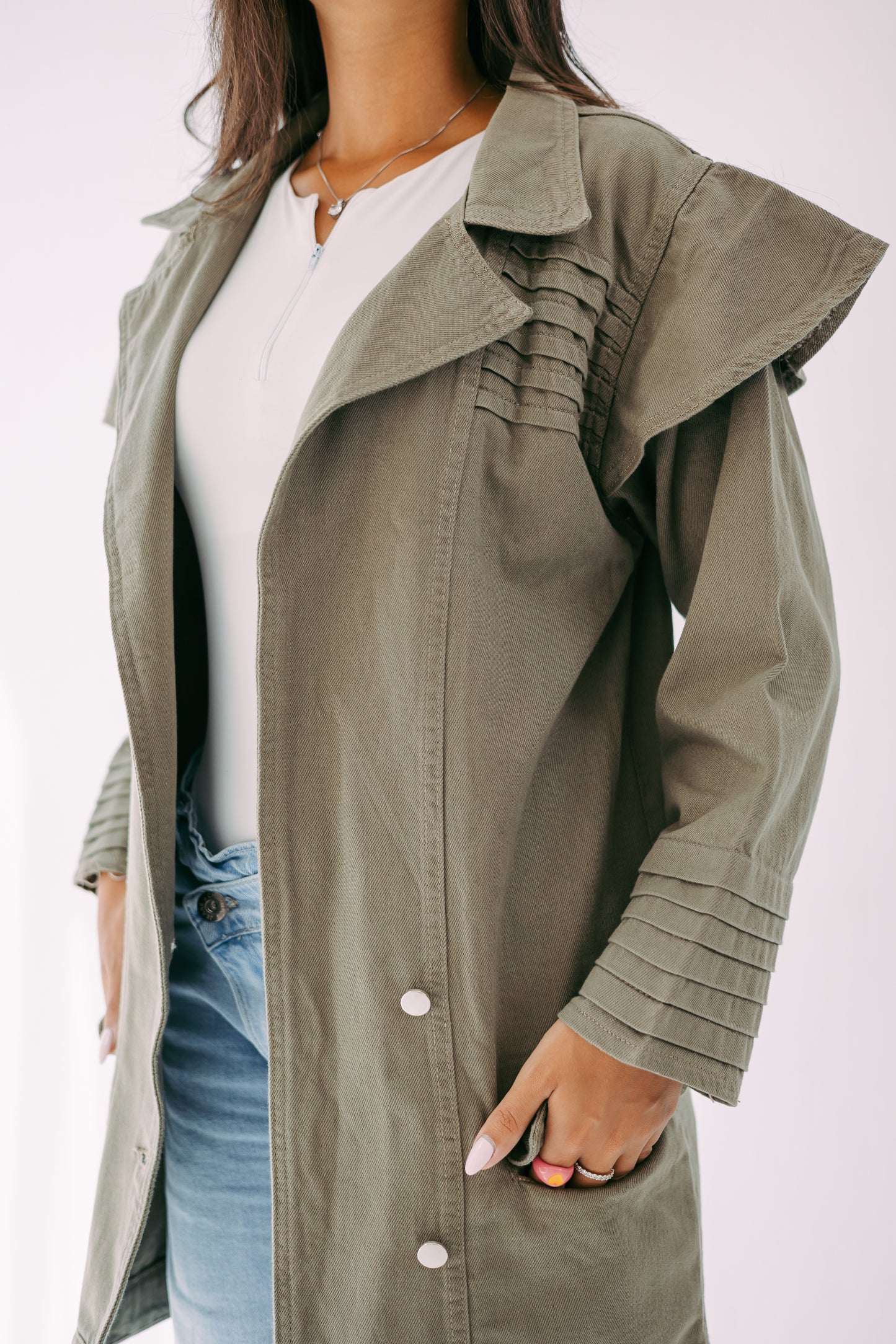 The ruffle denim in olive