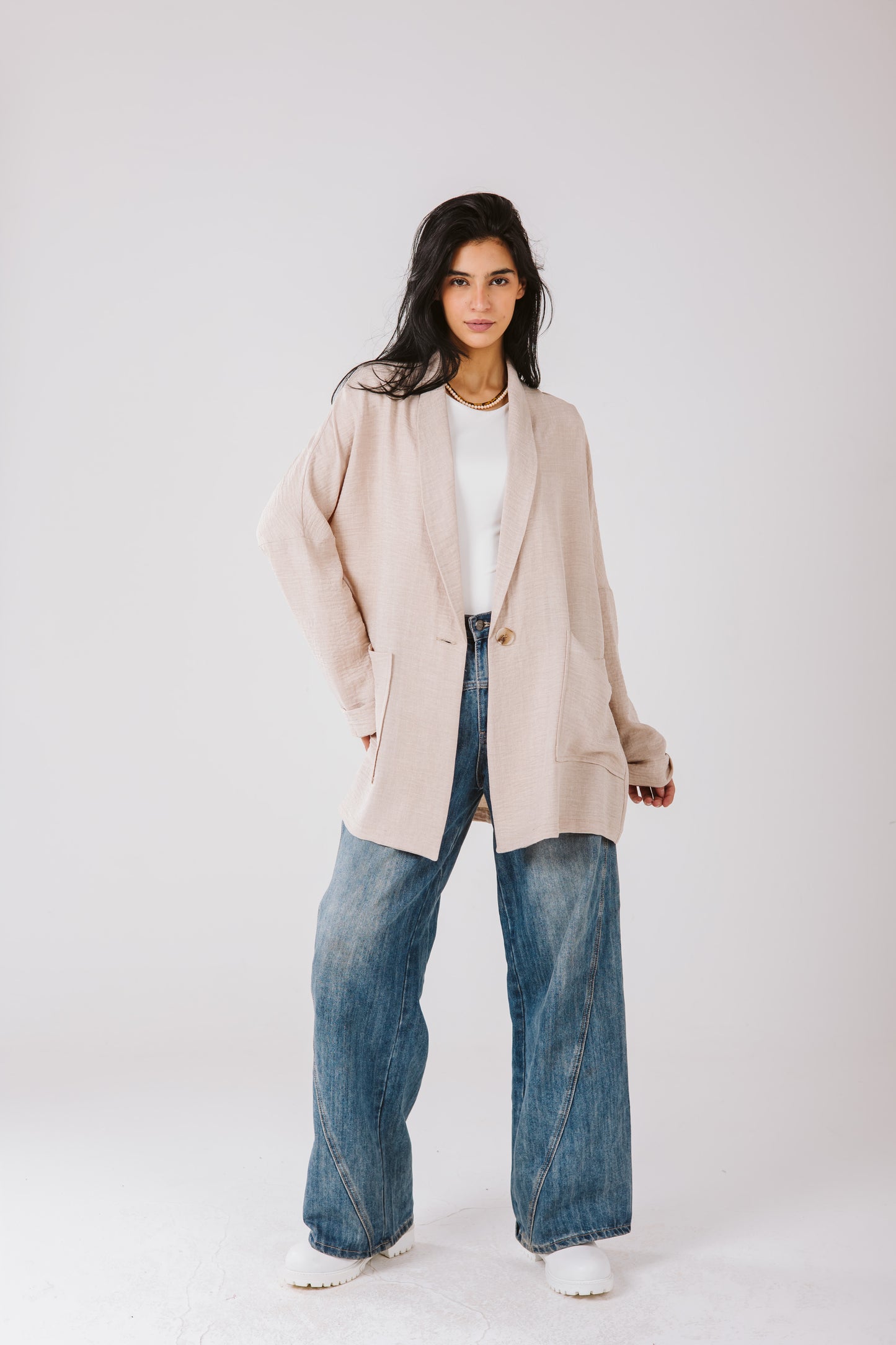 Not so serious blazer in beige.
