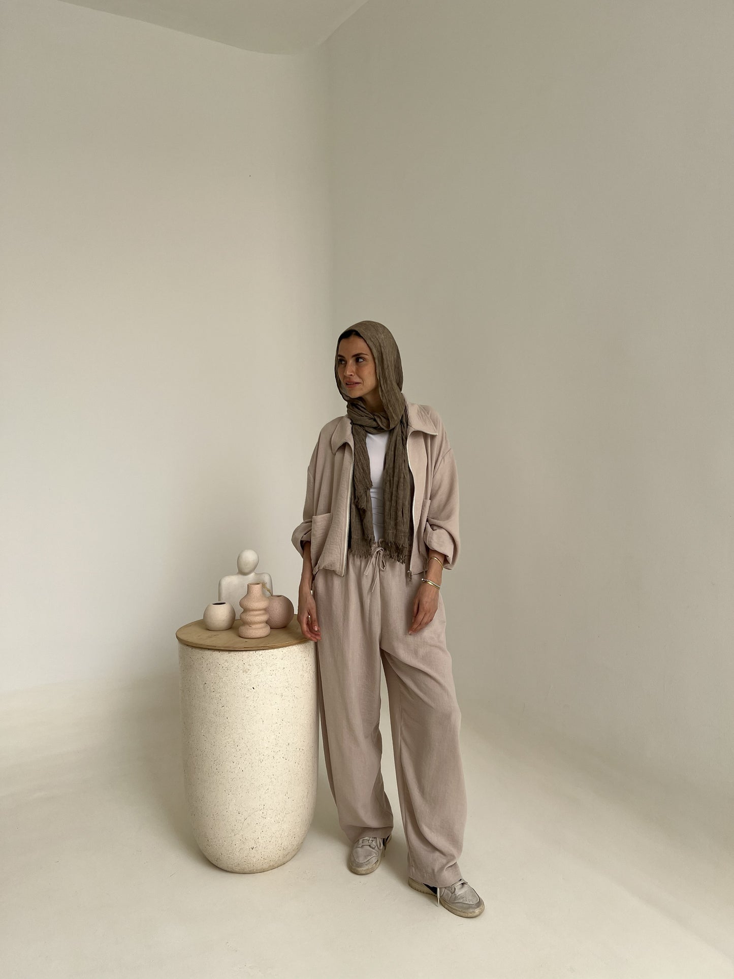 Zip up set in Beige (pre order)