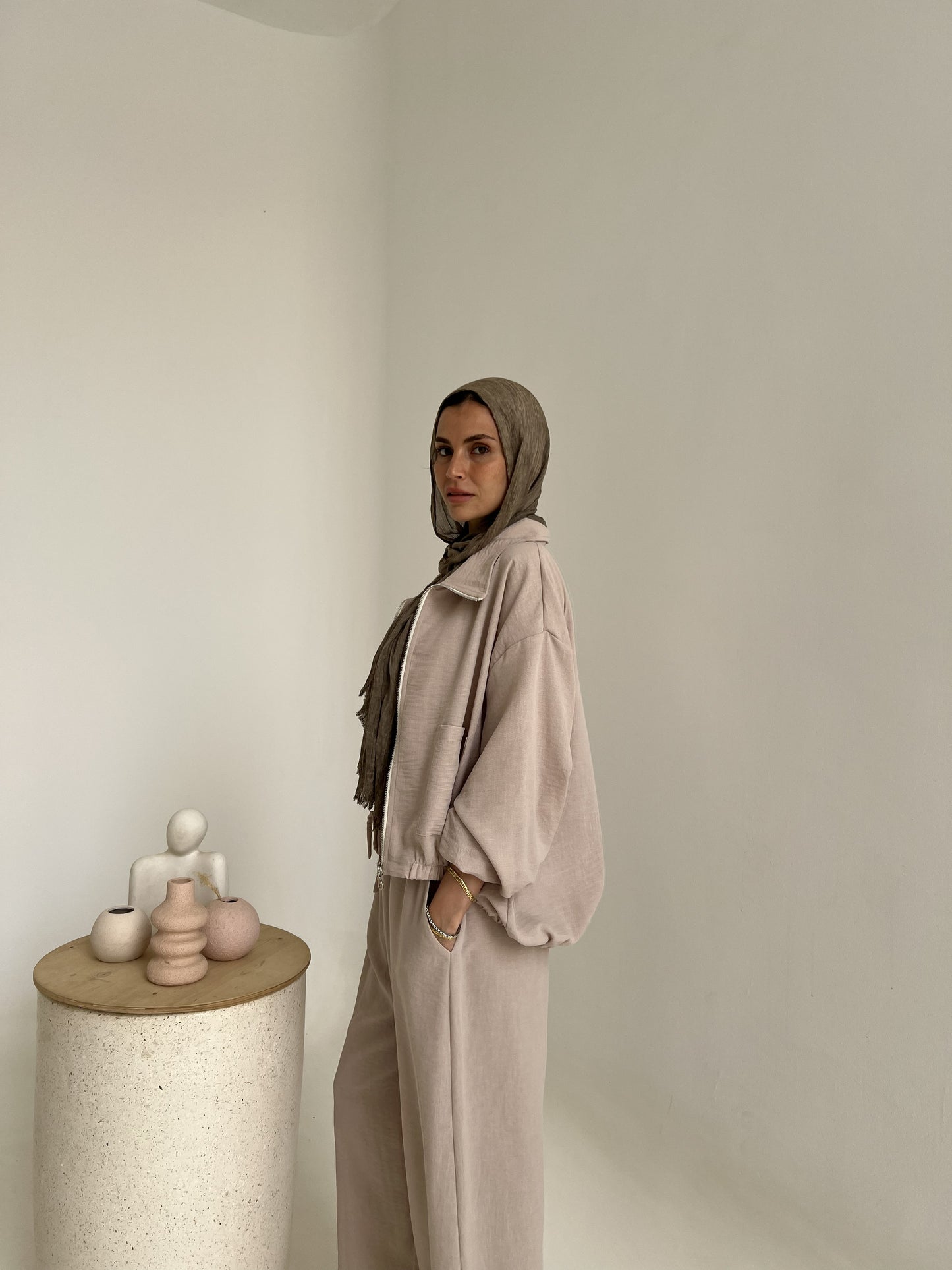 Zip up set in Beige (pre order)