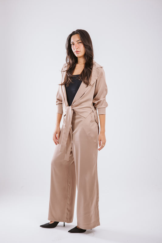 Wrap satin Set in Camel