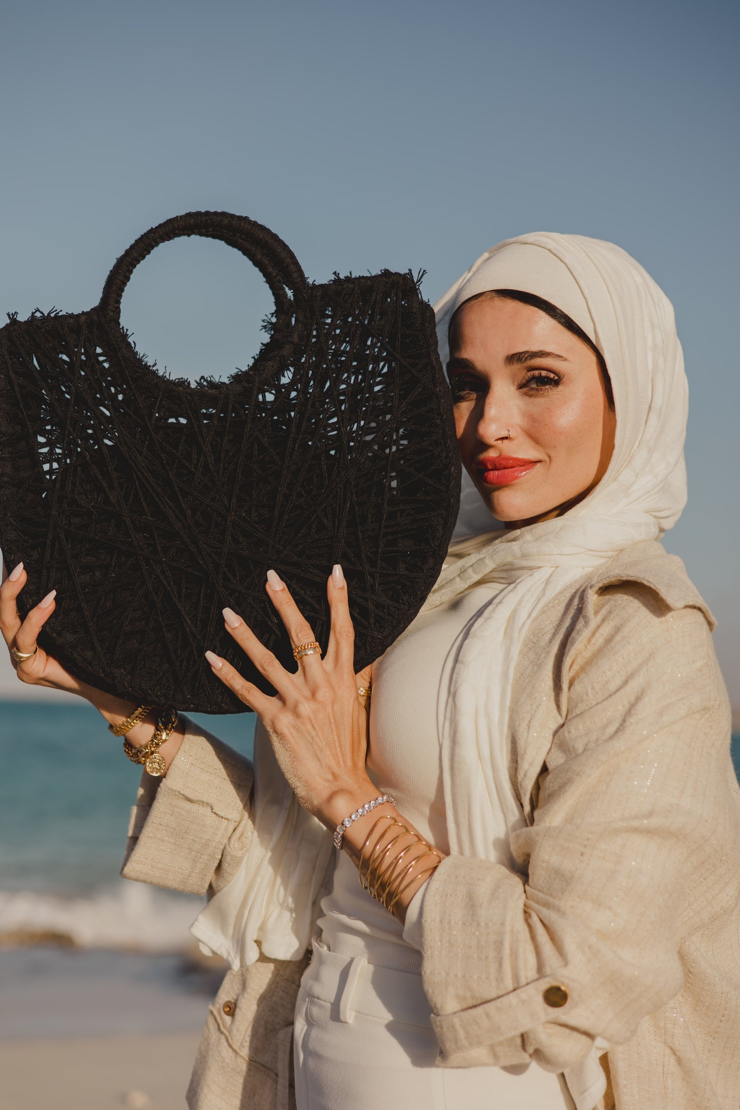 Tangle Tote bag in black
