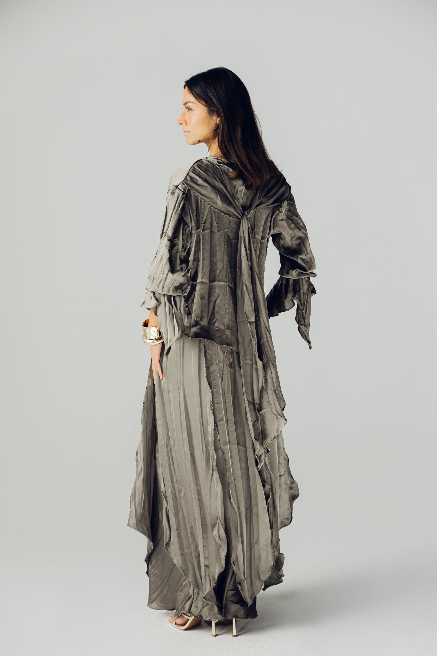 Satin plisse set in Olive