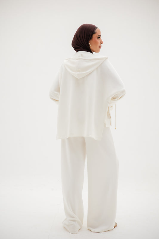 Soft Flow set in White